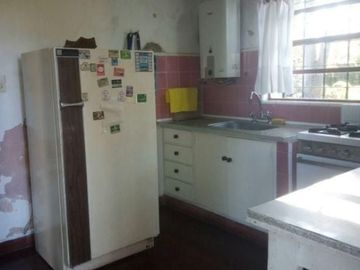 VENTA CASA EN VILLA GESELL A REFACCIONAR