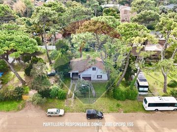 VENTA CASA EN VILLA GESELL A REFACCIONAR