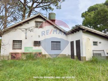 VENTA CASA EN VILLA GESELL A REFACCIONAR