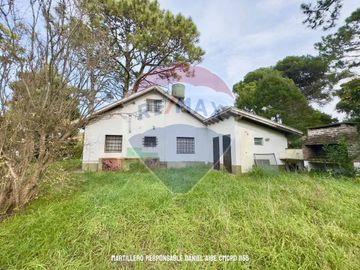 VENTA CASA EN VILLA GESELL A REFACCIONAR