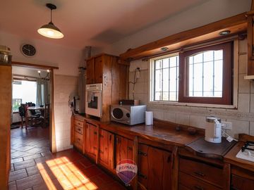 VENTA CASA CON PILETA VILLA GIARDINO, CORDOBA