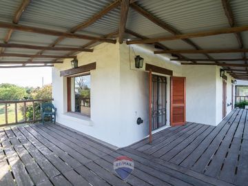 VENTA CASA CON PILETA VILLA GIARDINO, CORDOBA