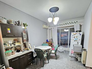 VENTA DEPARTAMENTO 2 AMB BALVANERA DOBLE BALCÓN