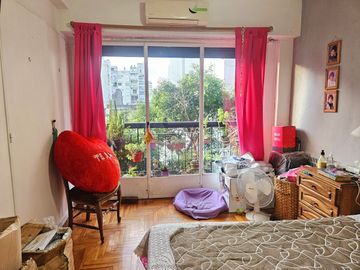 VENTA DEPARTAMENTO 2 AMB BALVANERA DOBLE BALCÓN