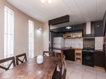 DUPLEX VENTA TEMPERLEY 3 AMBIENTES CON COCHERA