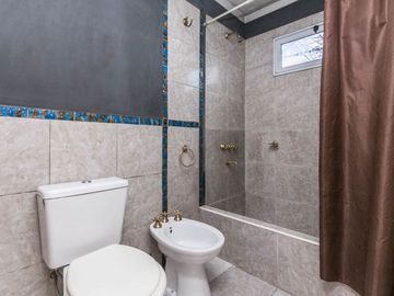 DUPLEX VENTA TEMPERLEY 3 AMBIENTES CON COCHERA