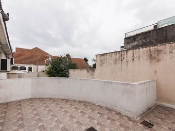 DUPLEX VENTA TEMPERLEY 3 AMBIENTES CON COCHERA