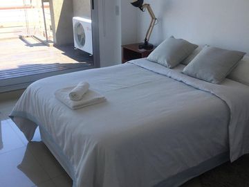 Venta Depto 2 amb amoblado terraza en Balvanera