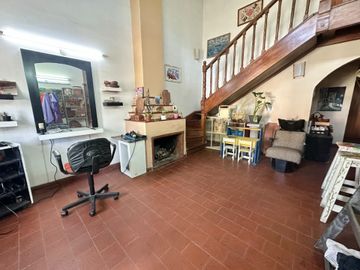 VENTA CASA 6 AMB Y PATIO - EL PALOMAR