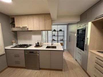 Departamento en Venta en Enrique Foster Norte/Apoquindo