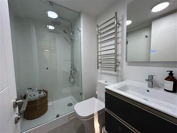 Departamento en Venta en Enrique Foster Norte/Apoquindo