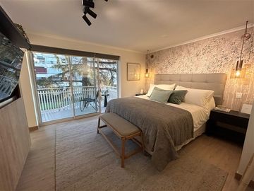 Departamento en Venta en Enrique Foster Norte/Apoquindo