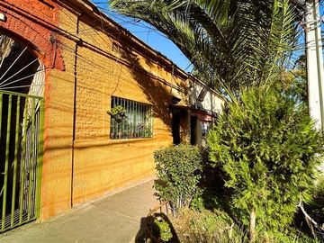 Casa en Venta en Libertad / Mapocho