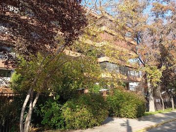 Departamento en Venta en Las Dalias / Jorge Matte Gormaz