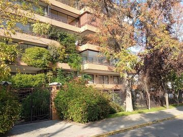 Departamento en Venta en Las Dalias / Jorge Matte Gormaz
