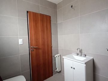ALQUILER CASA EN SALTO PROVINCIA DE BUENOS AIRES