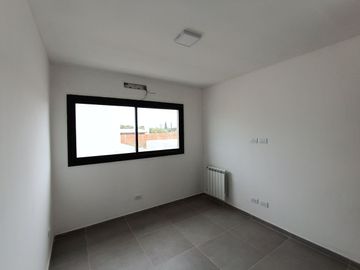 ALQUILER CASA EN SALTO PROVINCIA DE BUENOS AIRES