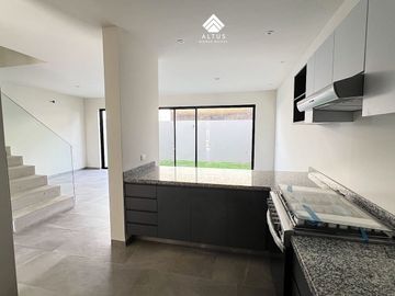 Casa en Venta en Valle Imperial Zapopan