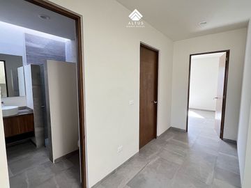 Casa en Venta en Valle Imperial Zapopan