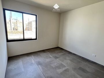 Casa en Venta en Valle Imperial Zapopan