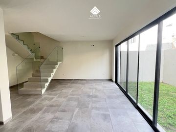 Casa en Venta en Valle Imperial Zapopan