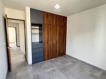 Casa en Venta en Valle Imperial Zapopan