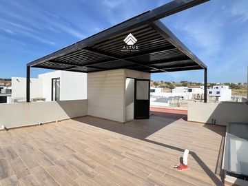 Casa en Venta en Valle Imperial Zapopan