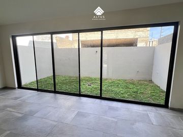Casa en Venta en Valle Imperial Zapopan