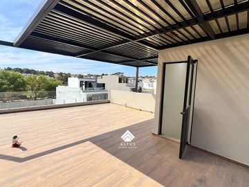 Casa en Venta en Valle Imperial Zapopan