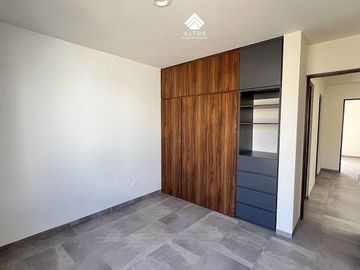 Casa en Venta en Valle Imperial Zapopan