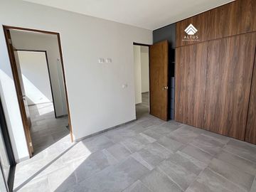 Casa en Venta en Valle Imperial Zapopan