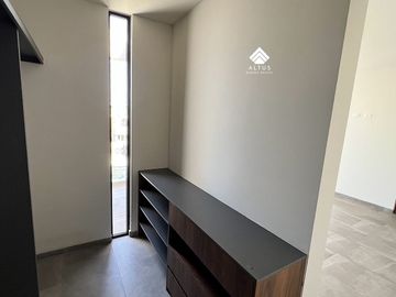 Casa en Venta en Valle Imperial Zapopan