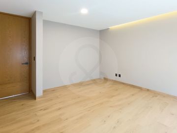 Casa en venta en Residencial Lago Esmeralda