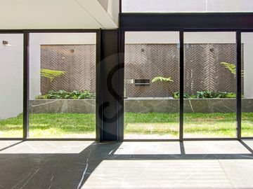 Casa en venta en Residencial Lago Esmeralda