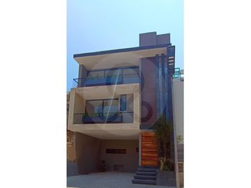 Casa en venta en Residencial Lago Esmeralda