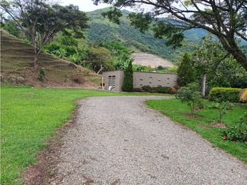 VENTA FINCA TITIRIBI,SUROESTE ANTIOQUEÑO