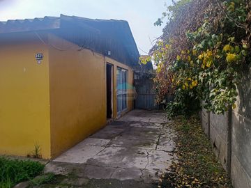 CASA CON GRAN TERRENO PARA REMODELAR O INVERTIR EN MAIPÚ
