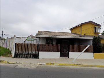 SE VENDE CASA EN VILLA ALEMANA TRONCOS VIEJOS