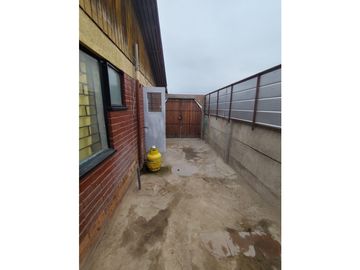 SE VENDE CASA EN VILLA ALEMANA TRONCOS VIEJOS