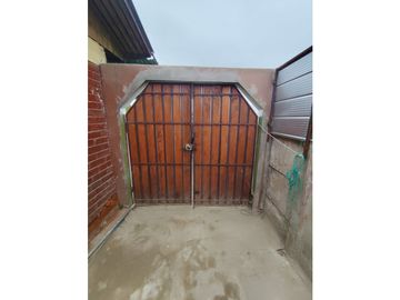 SE VENDE CASA EN VILLA ALEMANA TRONCOS VIEJOS