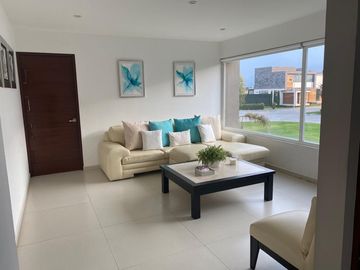 VENTA RENTA CASA EN FRACCIONAMIENTO EN HACIENDA SAN ANTONIO METEPEC