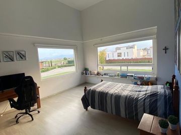 VENTA RENTA CASA EN FRACCIONAMIENTO EN HACIENDA SAN ANTONIO METEPEC