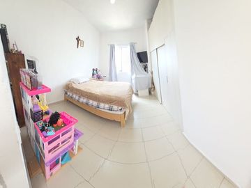 Casa en venta en Los Encinos, El Marques, Qro. (Condominio Monagas)