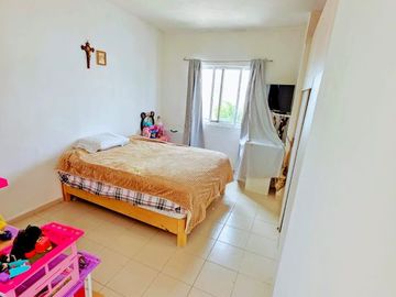 Casa en venta en Los Encinos, El Marques, Qro. (Condominio Monagas)
