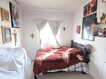 Casa en venta en Los Encinos, El Marques, Qro. (Condominio Monagas)