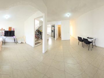 Casa en venta en Los Encinos, El Marques, Qro. (Condominio Monagas)