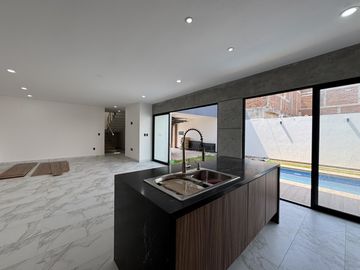 Casa Nueva en Venta Residencial Las Palmas