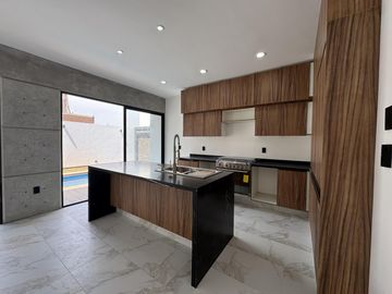 Casa Nueva en Venta Residencial Las Palmas