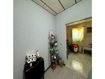 CASA DE 2 DORMITORIOS - B° 300 VIVIENDAS