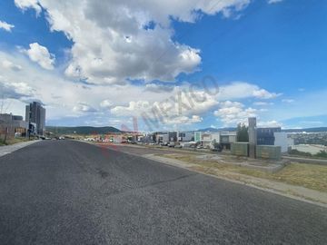 TERRENO EN VENTA CUMBRES DEL LAGO JURIQUILLA